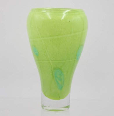 Auktion 365<br>Kunstglas-Vase, grün, ca. H-20cm [1]