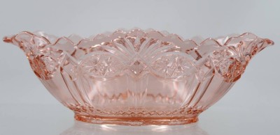 Auktion 365<br>ovale Schale, rosafarben, älter, ca. H-10cm B-31cm [1]