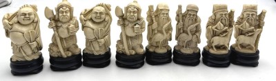 Auktion 365<br>8x kl. Statuetten aus Resin, chines. Gelehrte und Krieger, Handarbeit, H-ca. 9 cm, alle doppelt [1]