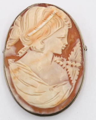 Auktion 365<br>Grosse Camee Brosche bzw. Anhänger, Silberfassung -800-, ca. 5,6x 4 cm, 11,5 gr [1]