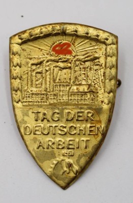 Auktion 365<br>Erinnerungsabzeichen, Tag der Deutschen Arbeit [1]