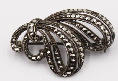 Auktion 365<br>Silberbrosche 