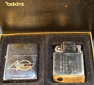 Auktion 365<br>40th Anniversary Corvette Zippo Lighter, in OVP, wohl ungebraucht [1]