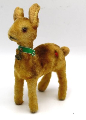 Auktion 365<br>mechan. Reh, Schlüsselwerk läuft, H-16 cm [1]