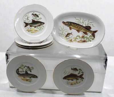 Auktion 366<br>7tlg. Fischservice, Winterling, 70/80er Jahre, ovale Platte und 6 flache Teller [1]