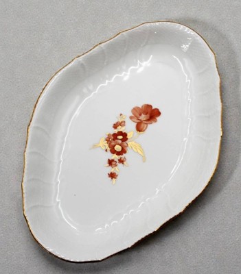 Auktion 366<br>ovale Schale, KPM Berlin Neuosier, Blumenbemalung, ca. 26 x 18cm [1]