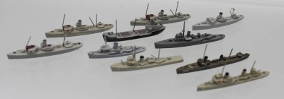 Auktion 366<br>10x Schiffsminiaturen, Wiking, älter, militär. Schiffe, ca. L-6cm [1]