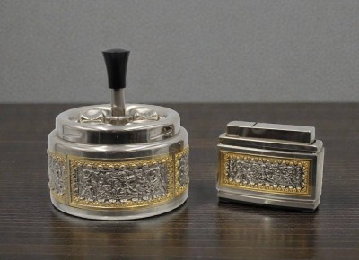 Auktion 366<br>Ascher und Tischfeuerzeug, wohl Erhard & Söhne, 60er Jahre, Ascher H-13cm [1]