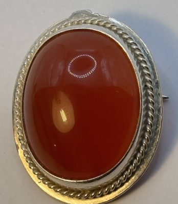 Auktion 366<br>Silber-925- Brosche/Anhänger mit Bernstein, 3x2,5 cm, 10,3 gr. [1]