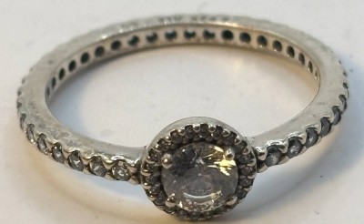 Auktion 366<br>Silberring-925-, klare Steine, RG 60, 2,3 gr [1]