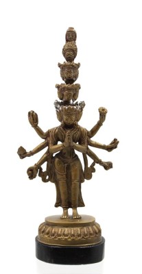 Auktion 366<br>Statue des Avalokiteśvara, Bronze auf Holz, ca. H-33cm [1]