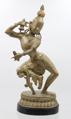 Auktion 366<br>Bronze-Statue einer tanzenden Dakini, Holzsockel, ca. H-41cm [1]