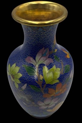 Auktion 366<br>hohe Cloissone Vase, blau mit Blumendekor, H-23 cm, guter Zustand [1]
