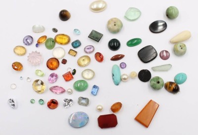 Auktion 366<br>gr. Lot div. Edelsteine etc., ca. 62  gr [1]