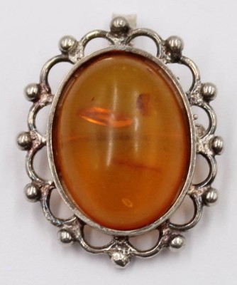 Auktion 366<br>Silber-Brosche bzw. Anhänger mit Bernstein, 4,6 gr., 2,5x2 cm [1]