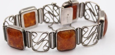 Auktion 366<br>massives Fischland Silber-835- Armband mit Bernsteinen, 31 gr., [1]