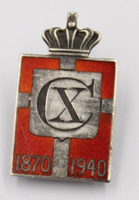 Auktion 366<br>Königsbrosche von Georg Jensen, 1940, für Knopf-Loch, S-925-, emailliert [1]