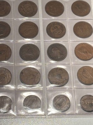 Auktion 366<br>Münzblatt mit 20 Münzen, hpts. 1 Penny, England, Irland, Australien, Süd-Afrika [1]