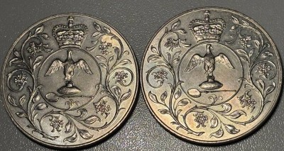 Auktion 366<br>2x 1 Crown Gedenkmünze, Elizabeth II, Grossbritannien, 1977 [1]