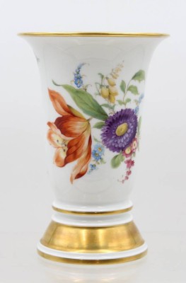 Auktion 366<br>Vase, Rosenthal, älter, Blumen-u. Goldbemalung, ca. H-20,3cm [1]