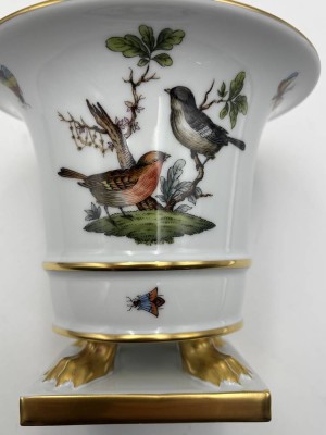 Auktion 366<br>Vase auf Platte 