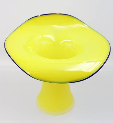 Auktion 366<br>Kunstglas-Vase, Tango-Glas, ca. H-17cm [1]