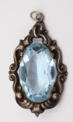 Auktion 366<br>Silber-Anhänger-925- mit grossen, hellblauen Stein, H-ca. 4,2 cm, ca. 9,5 cm [1]