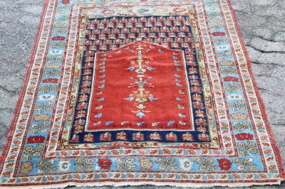 Auktion 366<br>antiker Orientteppich, 180x120 cm, Altersspuren [1]