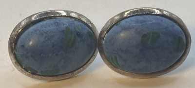 Auktion 366<br>Paar massive Ohrstecker mit Lapislazuli, B-2 cm, 7,7 gr [1]