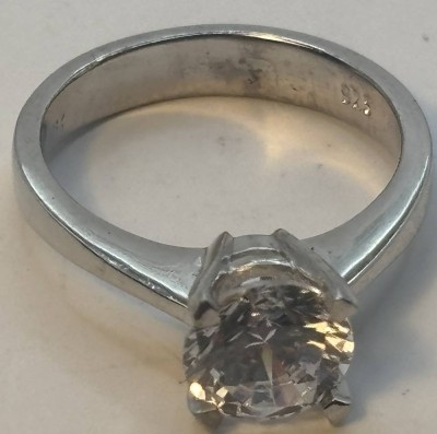 Auktion 366<br>Silberring-925- mit klaren Stein, RG 56, 4,3 gr. [1]