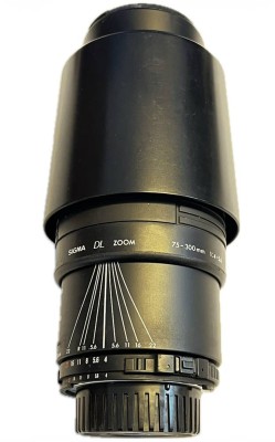 Auktion 366<br>SIGMA Objektiv, DL ZOOM, 75-300mm, 1: 4-5.6, Multi Coated, Funktion nicht geprüft, Alters & Gebrauchsspuren [1]