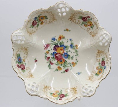Auktion 366<br>gr. Schale, Rosenthal, Moliere, florales Dekor, ca. H-7,5cm D-25,5cm [1]