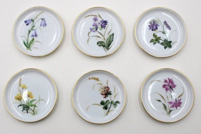 Auktion 366<br>6x Untersetzer mit floraler Bemalung, Rosenthal, je D-9cm [1]