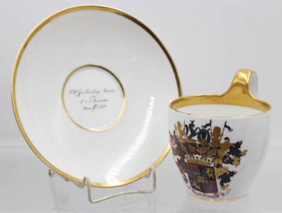 Auktion 366<br>Stundentika Tasse mit U.T., jug. Corps Boroussia Bonn, Limburg-Stirum, Friedrich Wilhelm Graf zu, 1854, Tasse ca. H-11cm [1]