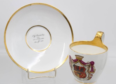 Auktion 366<br>Stundentika Tasse mit U.T., jug. Corps Boroussia Bonn, Frankenberg, F., Graf, 1854, Tasse ca. H-11cm [1]