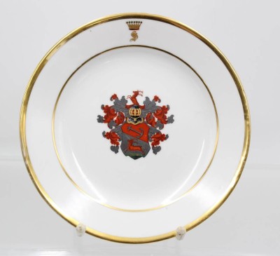 Auktion 366<br>Studentika-Wappenteller, jug. Corps Boroussia Bonn, Schmackowsky, C. v., 1855, D-20cm [1]