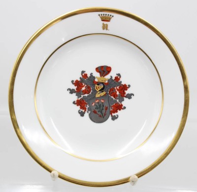 Auktion 366<br>Studentika-Wappenteller, jug. Corps Boroussia Bonn, Niesewand, Franz v., 1856, D-20cm [1]