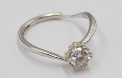 Auktion 366<br>925er Silber-Ring mit einem 0,5ct Moissanite, 1,3gr., RG 54 [1]