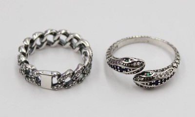 Auktion 366<br>2x  div. Silber-Ringe, 925er, zus. 5,8gr., ca. RG 60/52 [1]