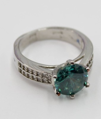 Auktion 366<br>925er Silber-Ring mit grünem Stein, 4,3gr., RG 54 [1]
