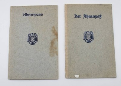 Auktion 366<br>2x div. Ahnenpässe, 3. Reich, beschrieben [1]