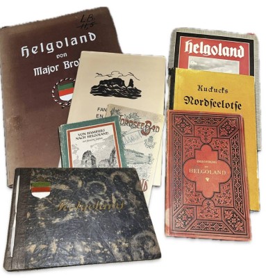Auktion 366<br>8x div. Bücher über Helgoland, 3 davon hpts. Bilderbände, 1883-1975, Alters & Gebrauchsspuren [1]