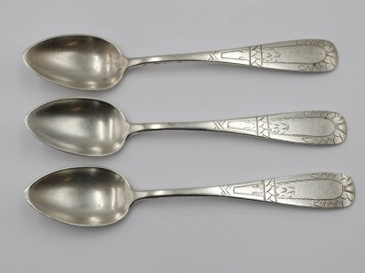 Auktion 366<br>3x 800er Silber-Kaffeelöffel, ziseliert, 86,8gr., L-15cm [1]
