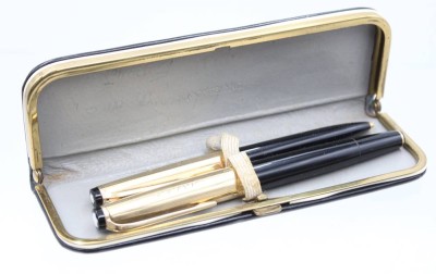 Auktion 366<br>Set Montblanc, MEISTERSTÜCK Nr.74 Füller und Kugelschreiber Nr.78, in Etui, Kappen mit Namensgravuren, Gebrauchsspuren [1]