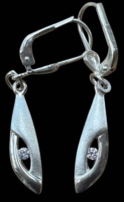 Auktion 366<br>Paar Silber-925- Ohrhänger mit klaren Stein, H.ca. 3,6 cm, 2 gr. [1]