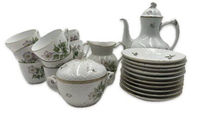 Auktion 366<br>Kaffeservice, Bing & Gröndahl, (9x Tasse 10x UT je 1x Milch & Zuckerkännchen, 1x Kaffeekanne), gute Erhaltung [1]