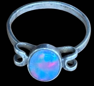 Auktion 366<br>Silberring -835- mit Opal, RG 50, 1,6gr. [1]