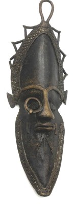 Auktion 366<br>afrikan. Bronze-Maske, 33x11 cm [1]