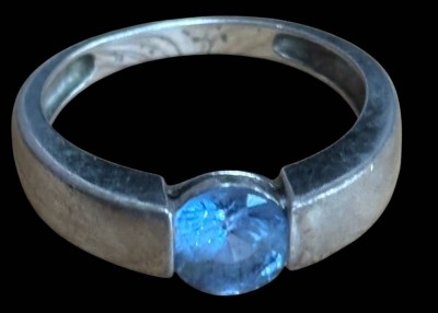 Auktion 366<br>Spannring-925- mit blauen Stein, 