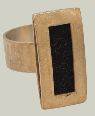 Auktion 366<br>Silberring-925- mit schwarzer Stoff-Einlage?, RG 59, 8,7 gr [1]